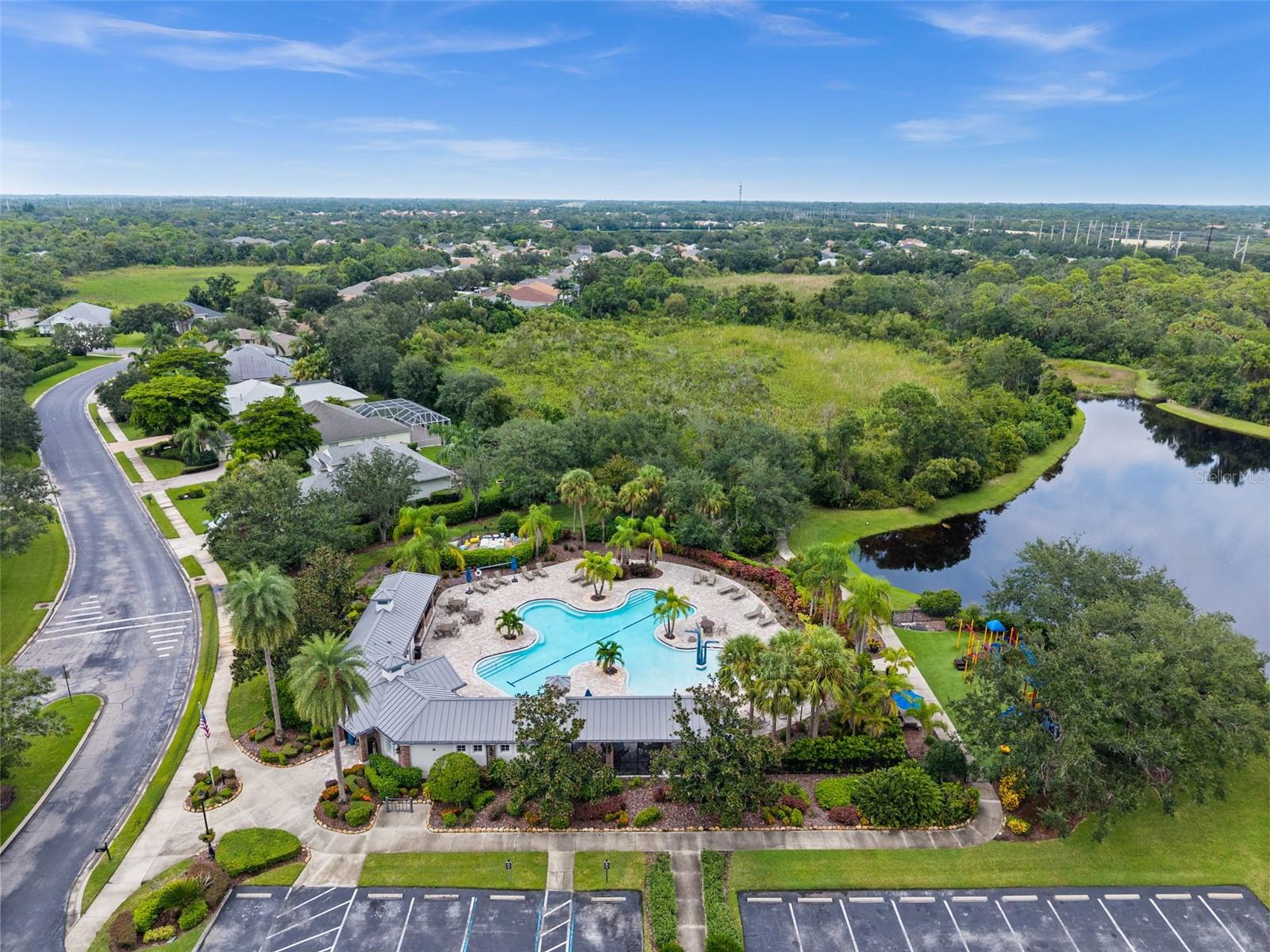 HAMPTON TERRACE AT UNIVERSITY PLACE - Residential