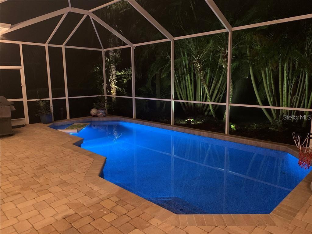 HAMPTON TERRACE AT UNIVERSITY PLACE - Residential