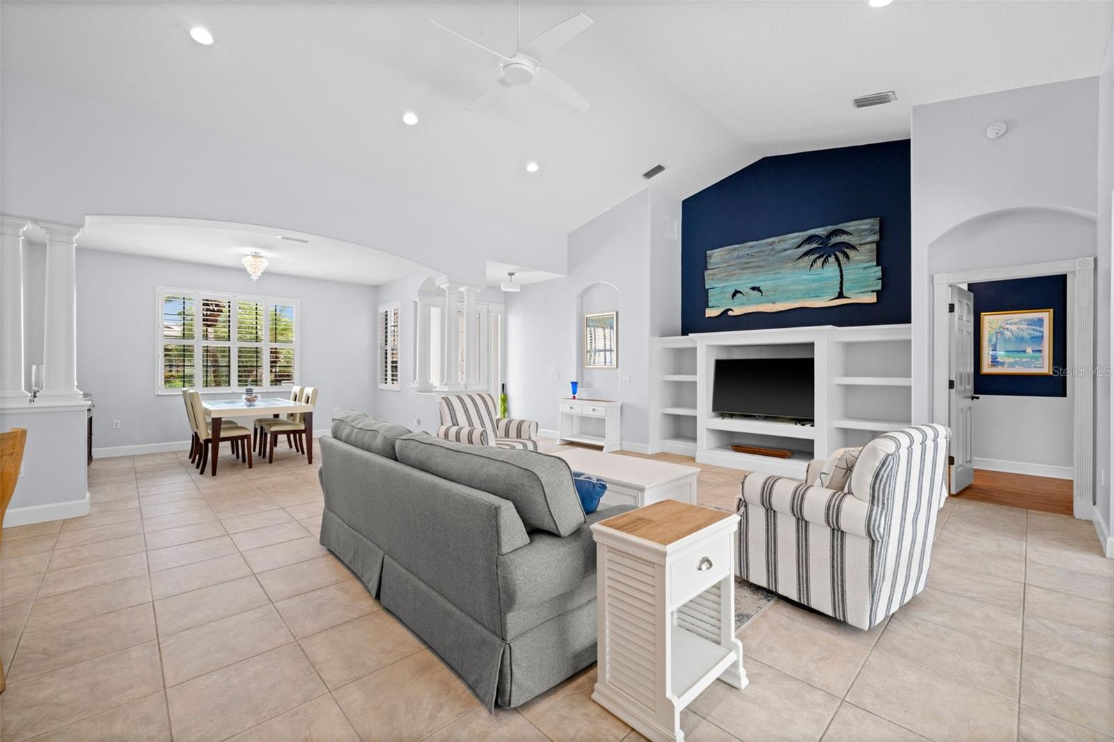 HAMPTON TERRACE AT UNIVERSITY PLACE - Residential