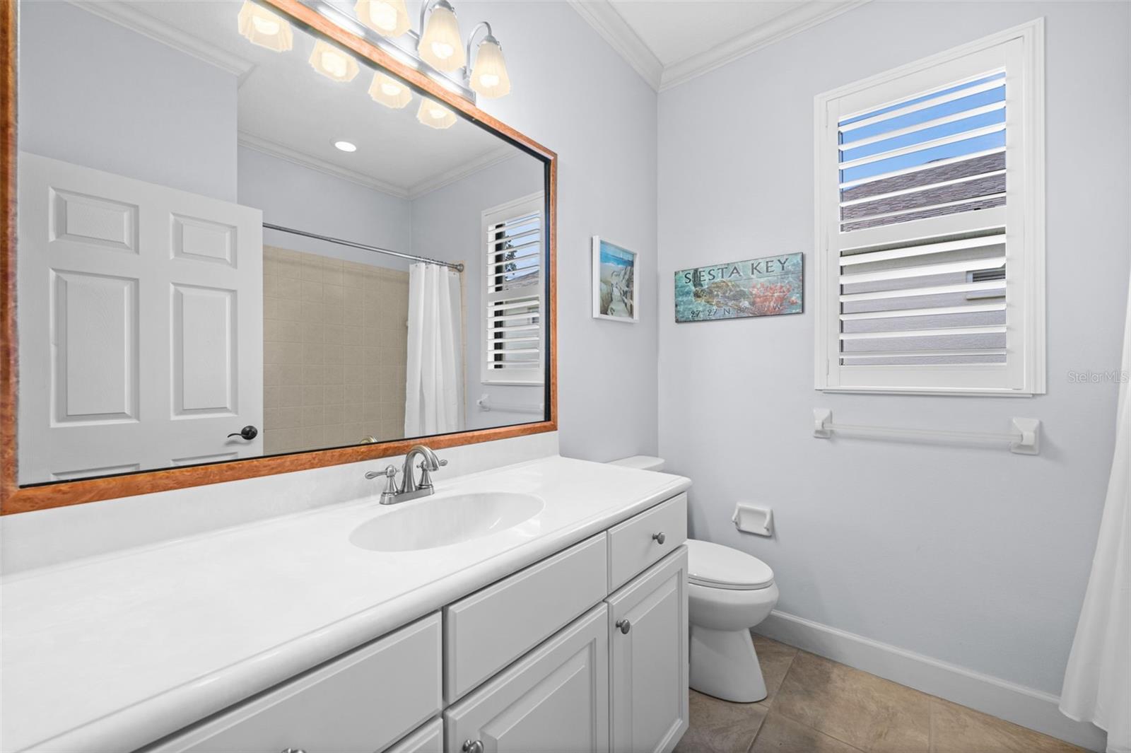 HAMPTON TERRACE AT UNIVERSITY PLACE - Residential