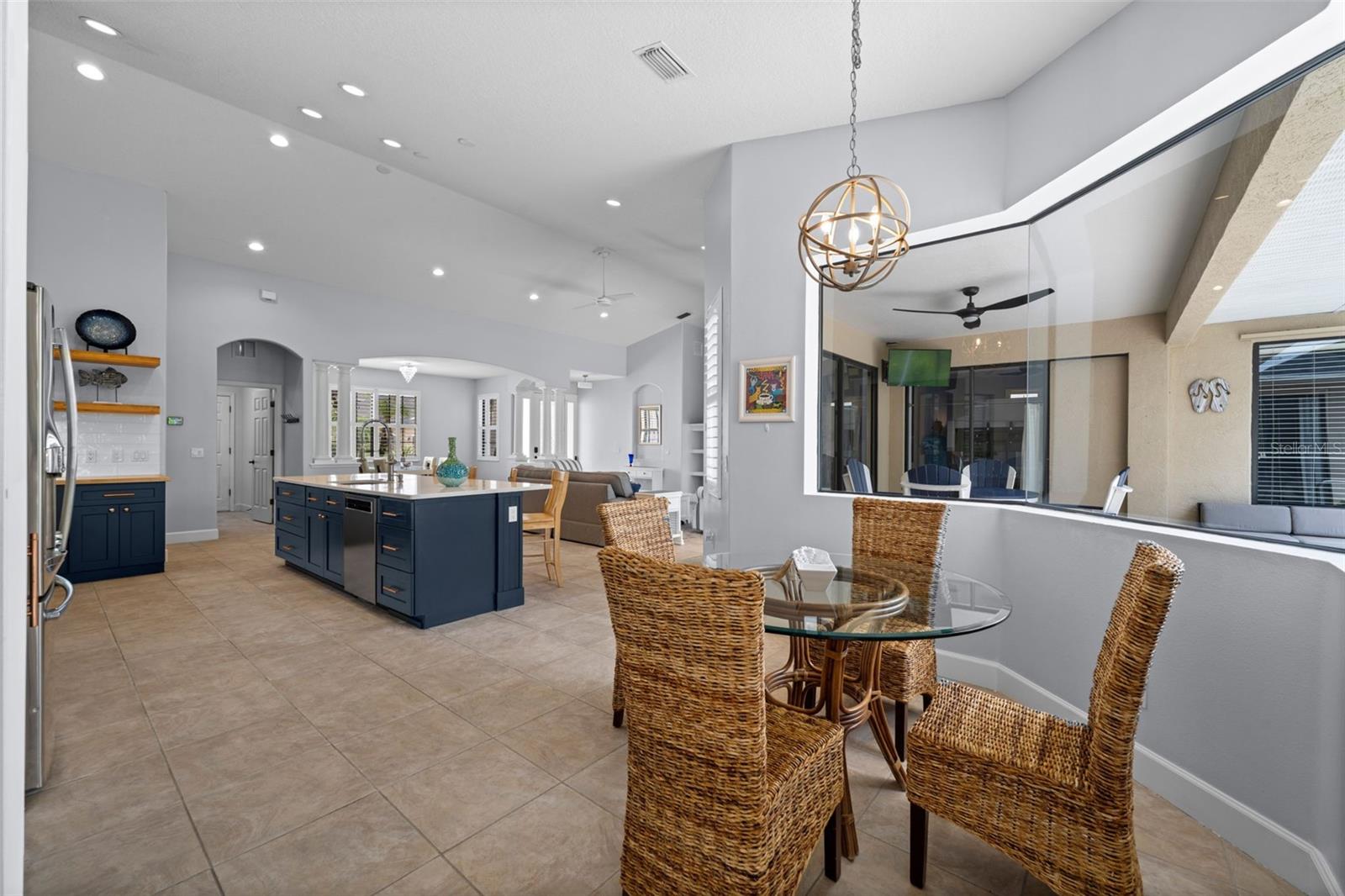 HAMPTON TERRACE AT UNIVERSITY PLACE - Residential