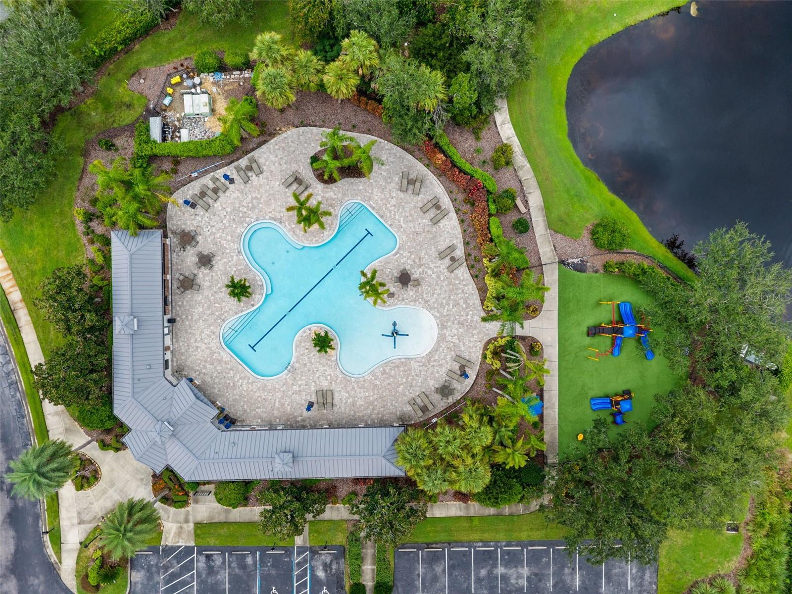 HAMPTON TERRACE AT UNIVERSITY PLACE - Residential