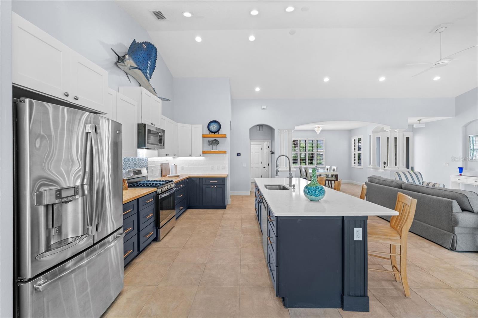 HAMPTON TERRACE AT UNIVERSITY PLACE - Residential