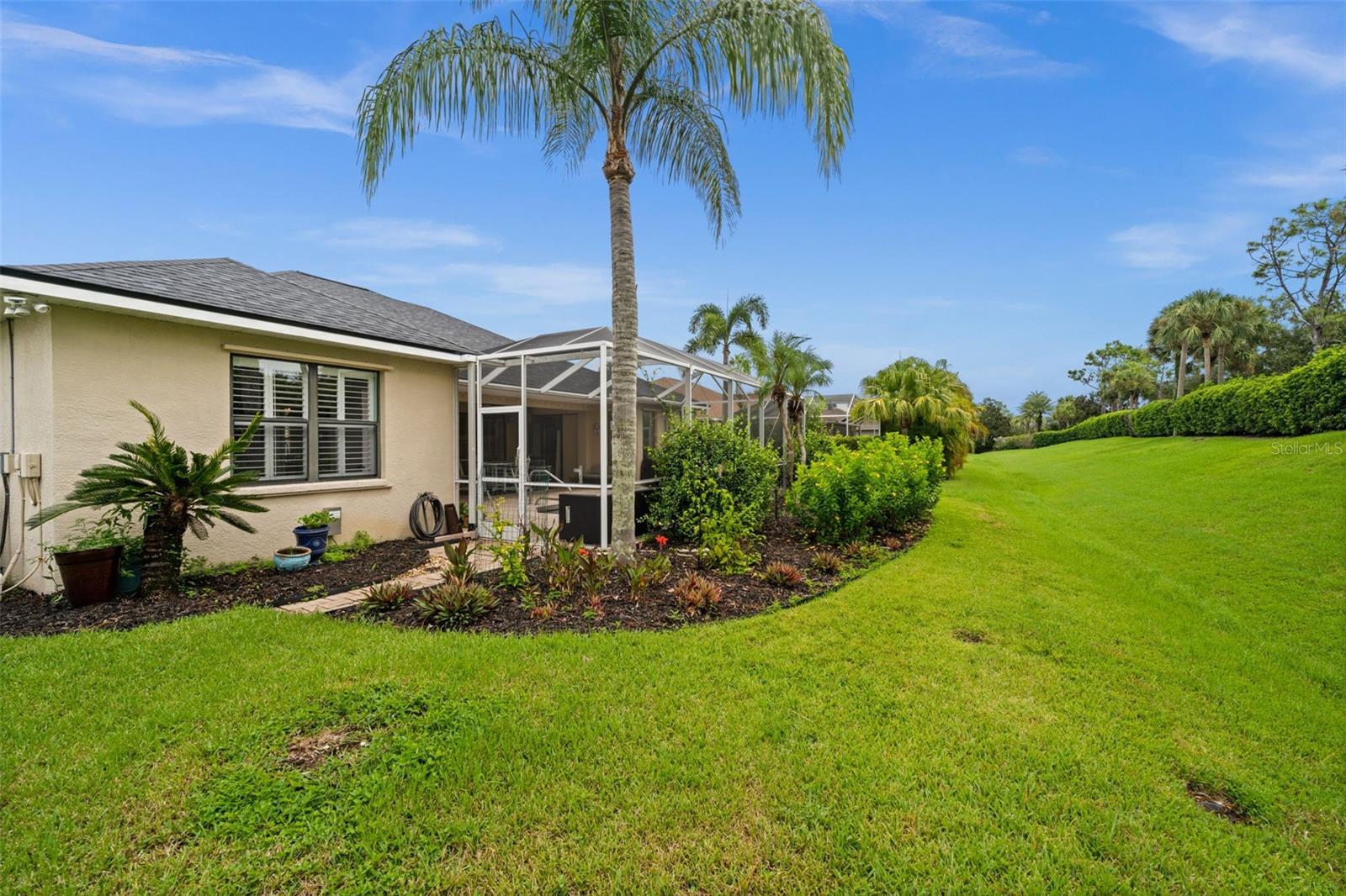 HAMPTON TERRACE AT UNIVERSITY PLACE - Residential