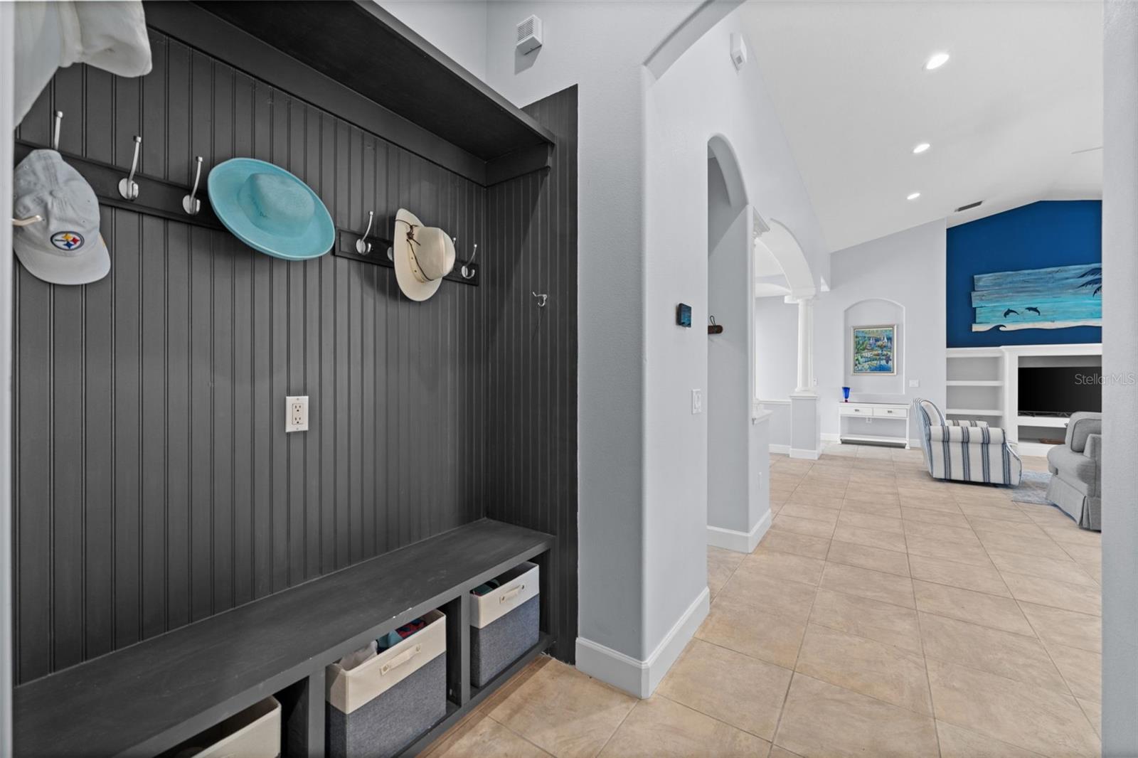 HAMPTON TERRACE AT UNIVERSITY PLACE - Residential