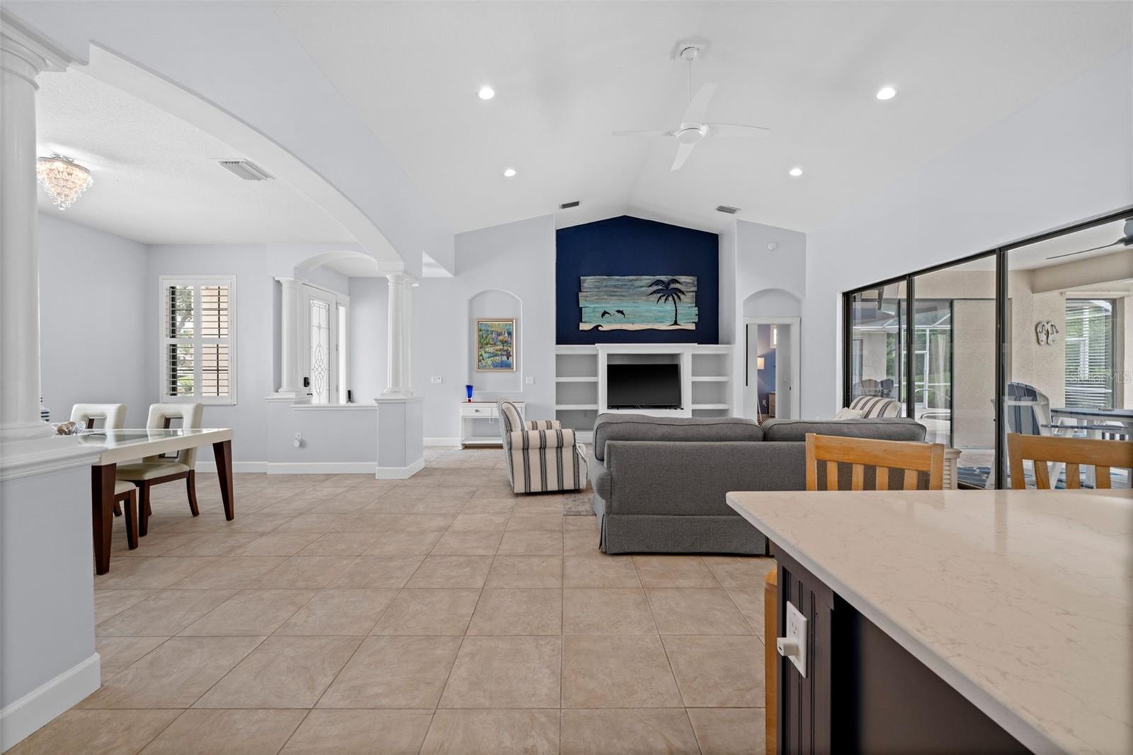 HAMPTON TERRACE AT UNIVERSITY PLACE - Residential