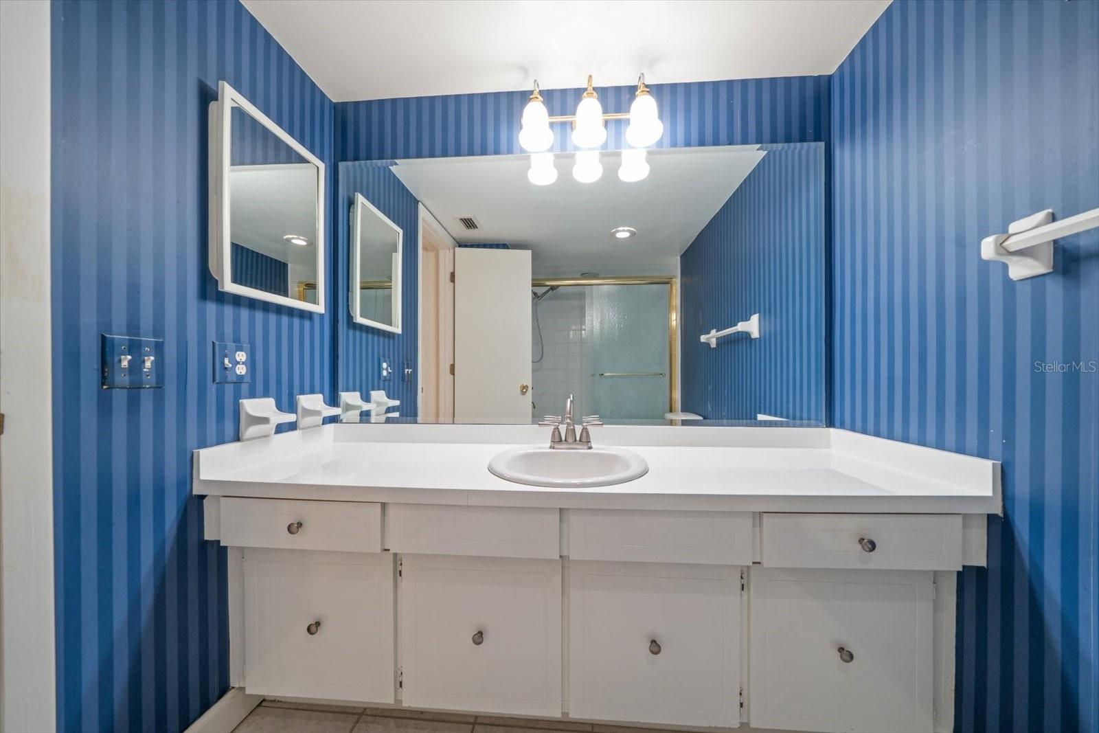 CORDOVA GREENS CONDO - Residential