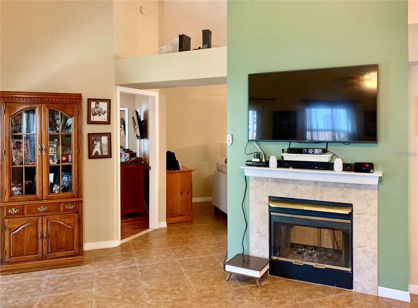 MEADOW BROOK UNIT 4A PH 1 - Residential Lease