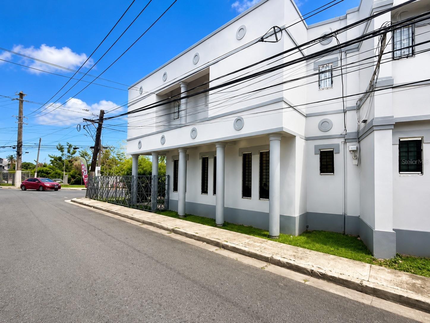 51 SANTA CRUZ ST. CORNER OF ESTEBAN PADILLA ST.