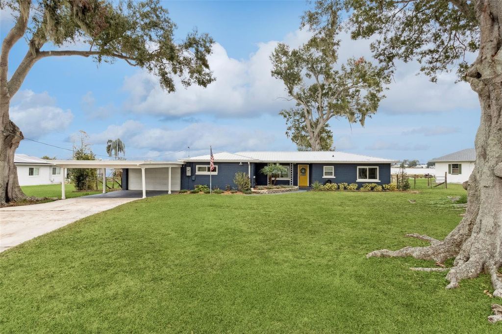 Photo of 1000 Biltmore Drive NW, Winter Haven, FL 33881 (MLS # L4958198)