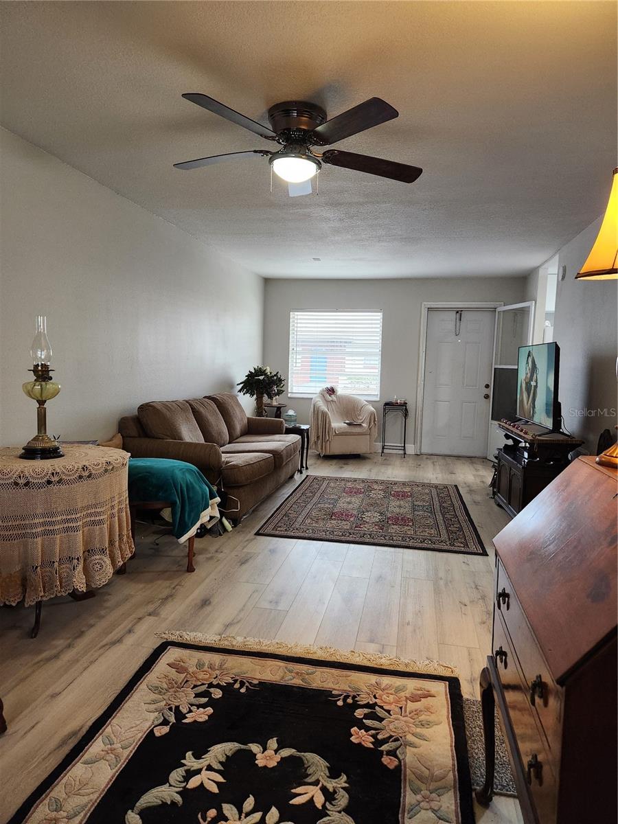 24862 US HIGHWAY 19 N 1602