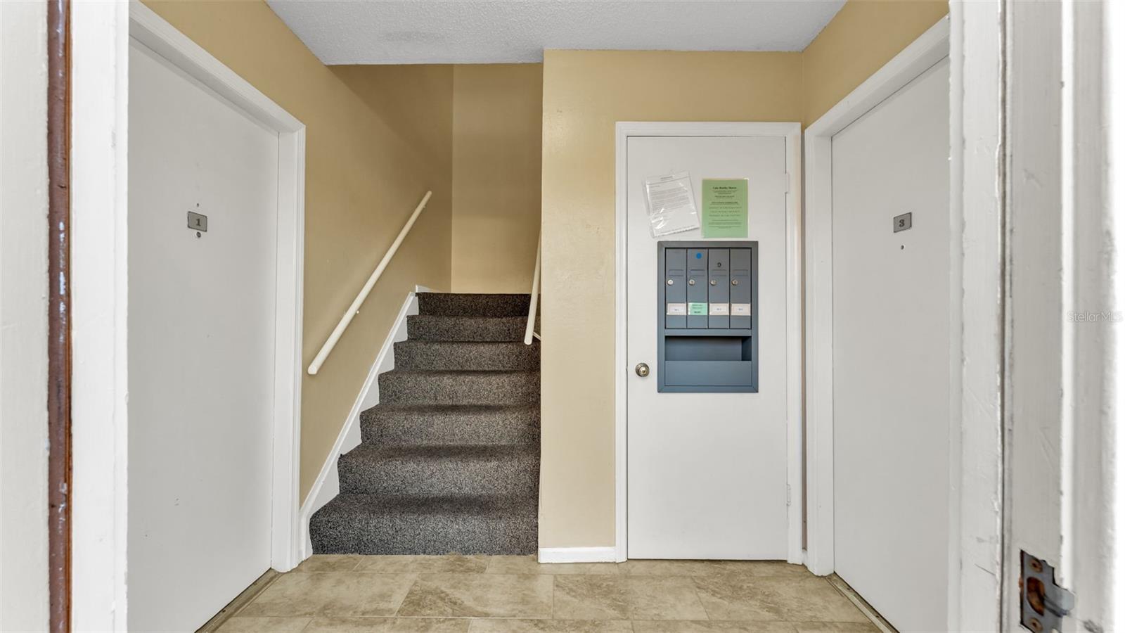 LAKE BENTLEY SHORES CONDO PH 01 - Residential