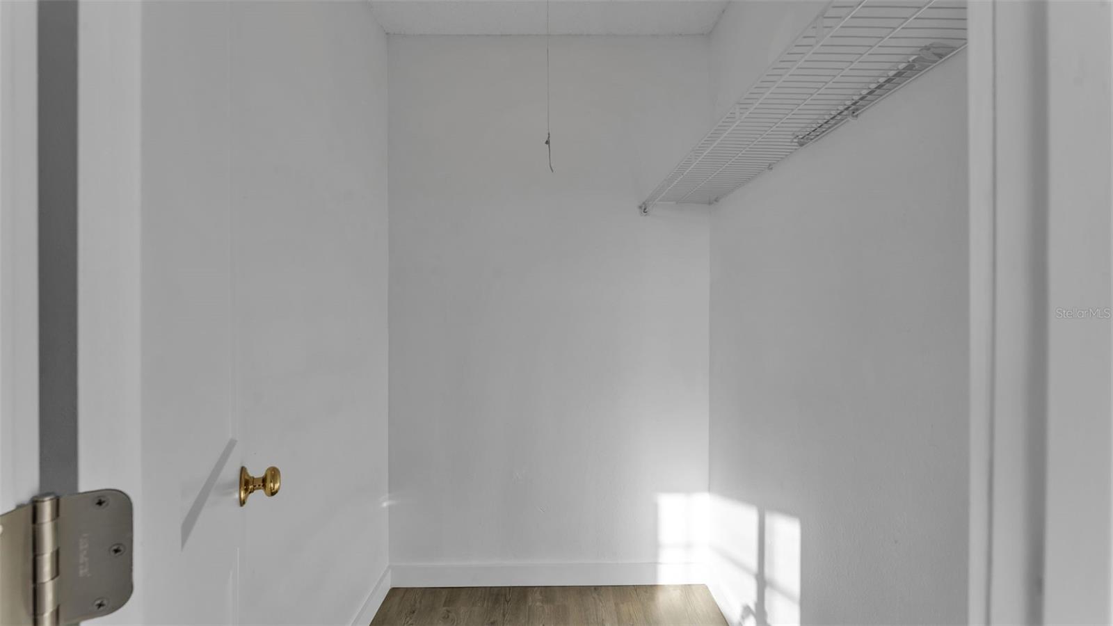 LAKE BENTLEY SHORES CONDO PH 01 - Residential