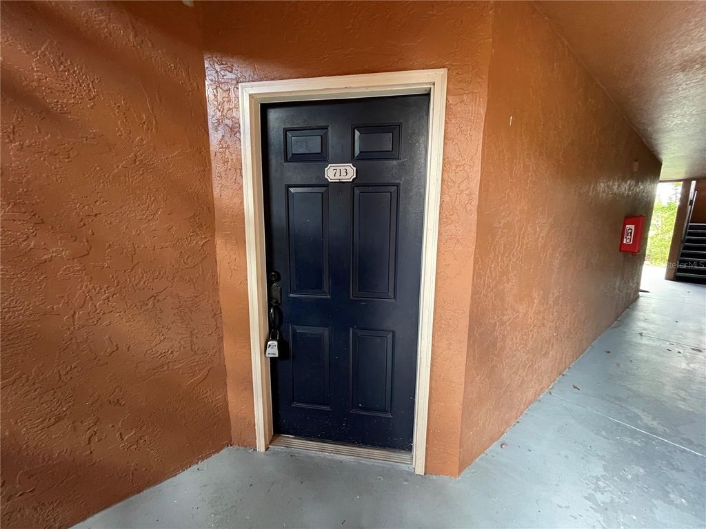 Photo of 5128 Conroy Road #13, Orlando, FL 32811 (MLS # O6371048)