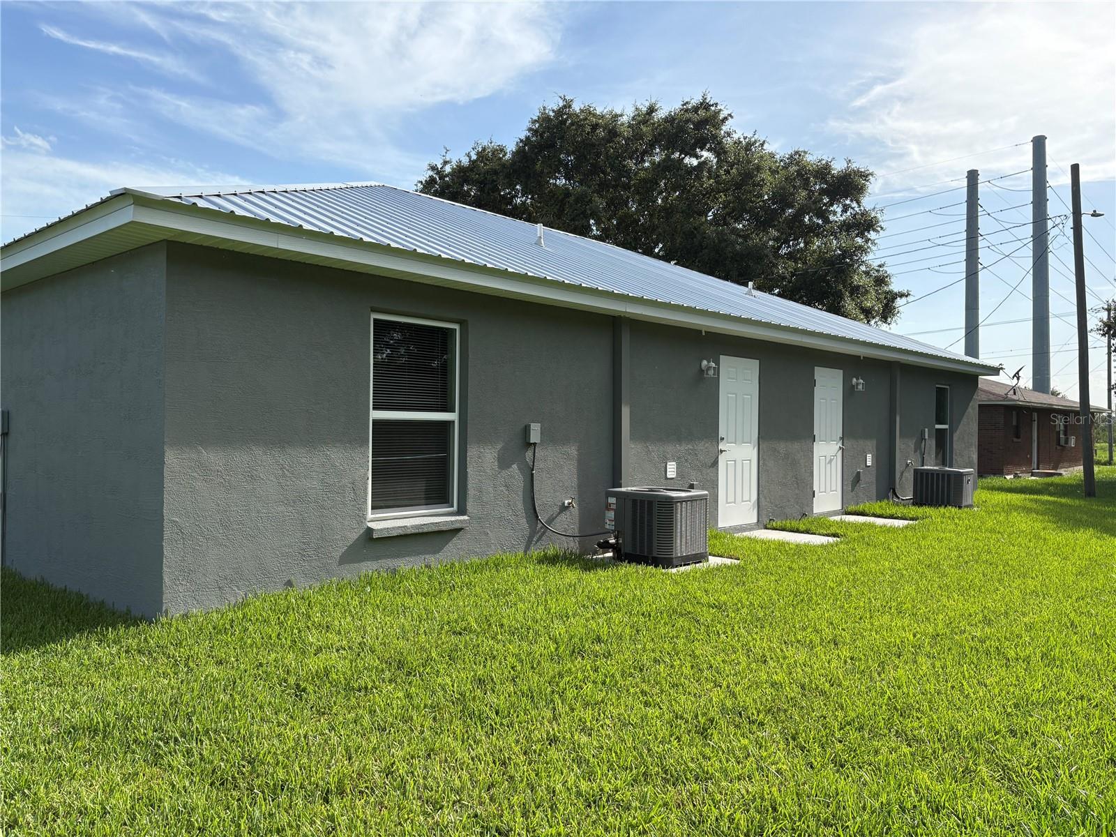 C & E SUBDIVISION UNIT NO 01 - Residential