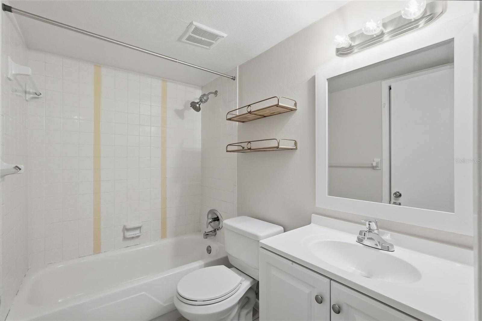 PLACIDO GARDENS - Residential