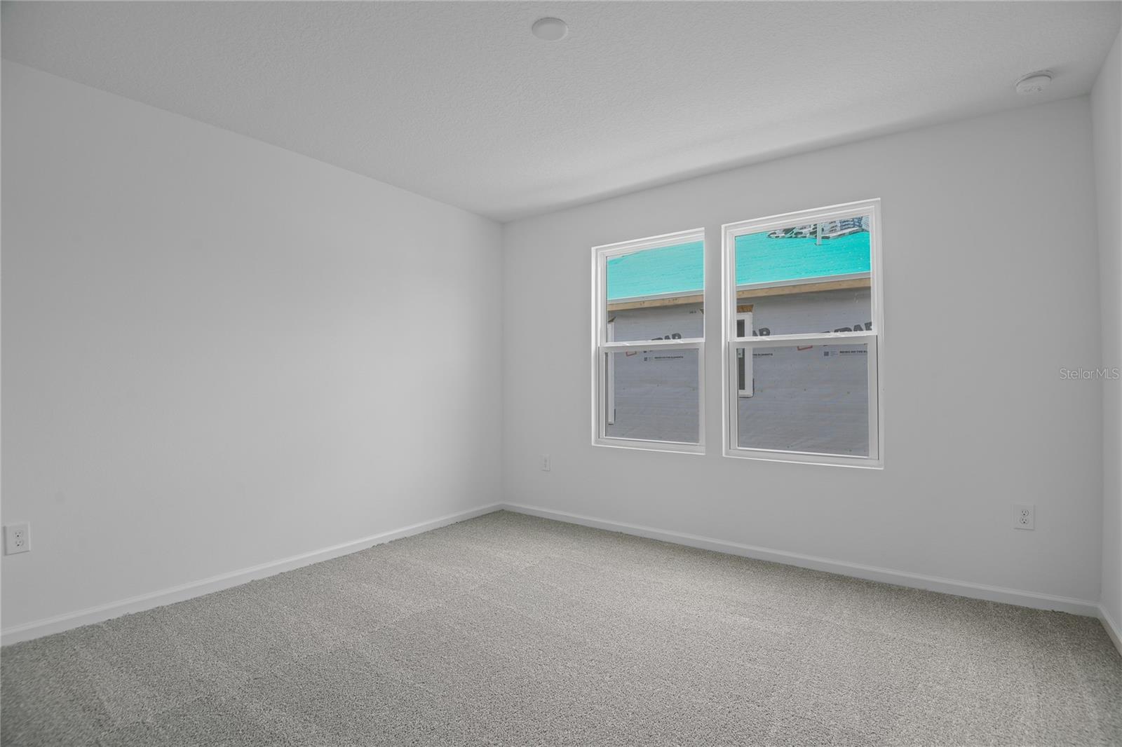 SEASONS AT SHORES OF LAKE DELL - Residential