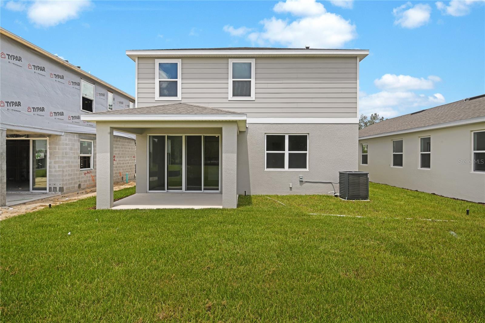 SEASONS AT SHORES OF LAKE DELL - Residential