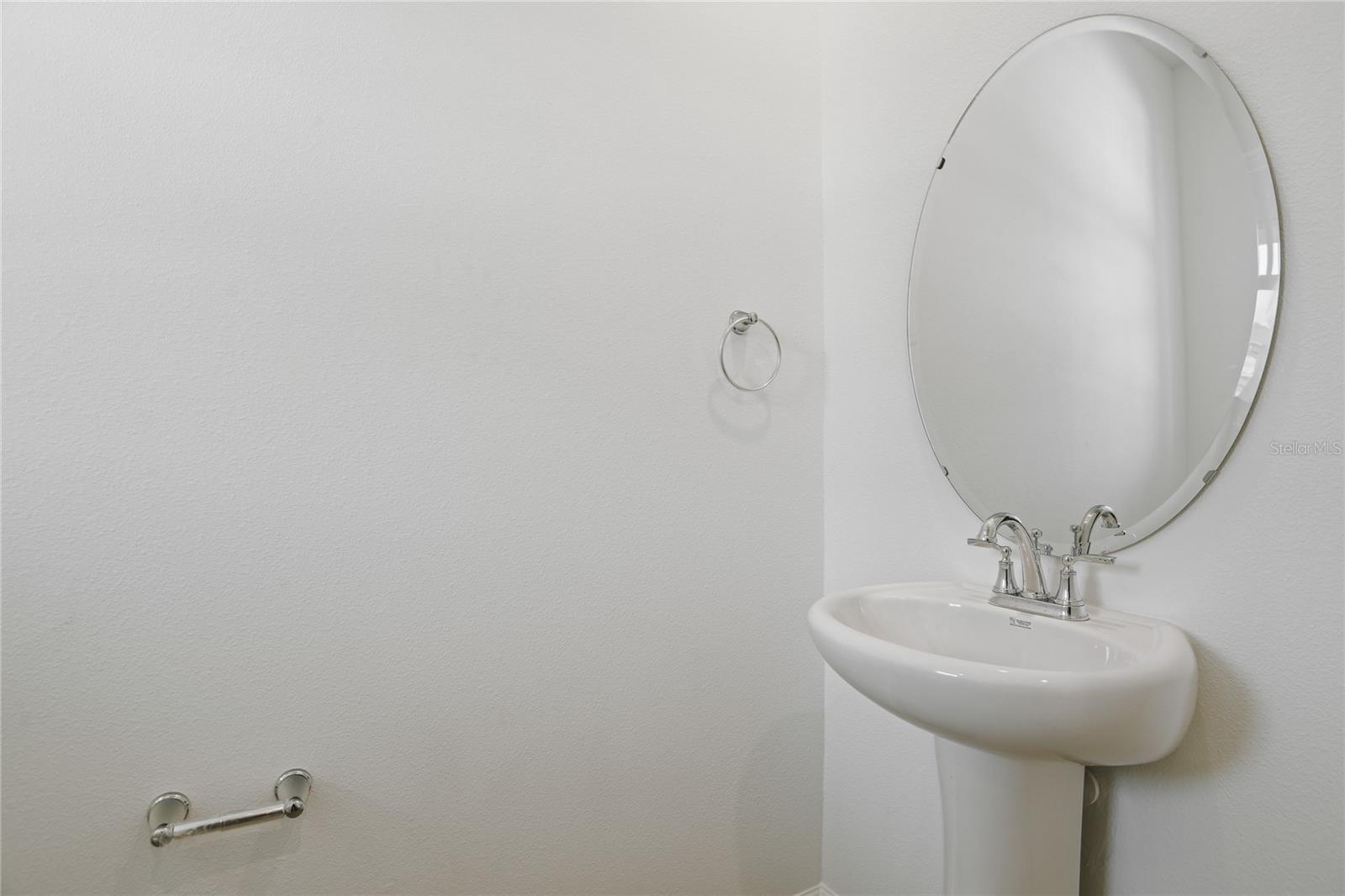 SEASONS AT SHORES OF LAKE DELL - Residential