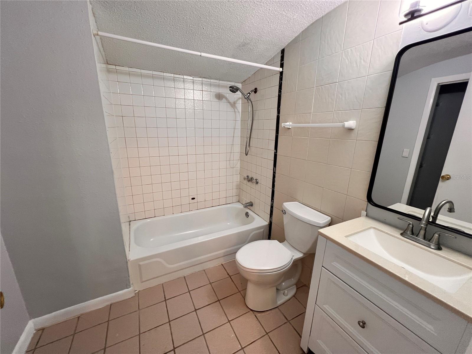 IVANHOE TERRACE - Residential Lease