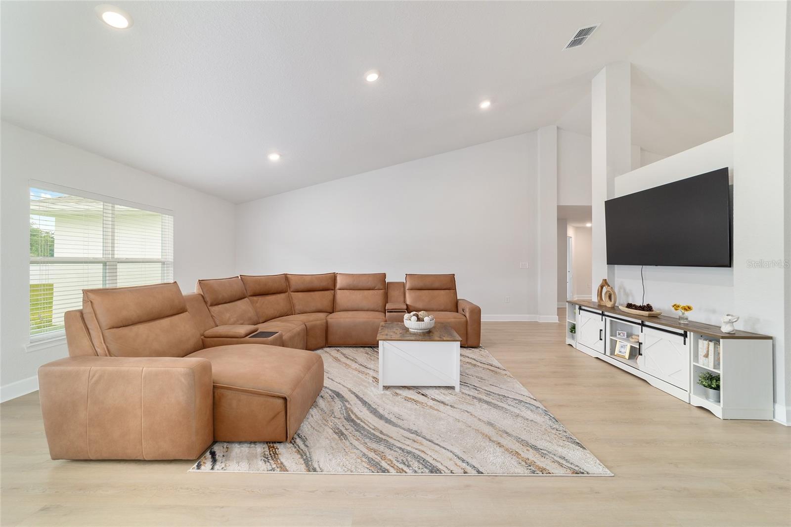 DORCHESTER ESTATE - Residential