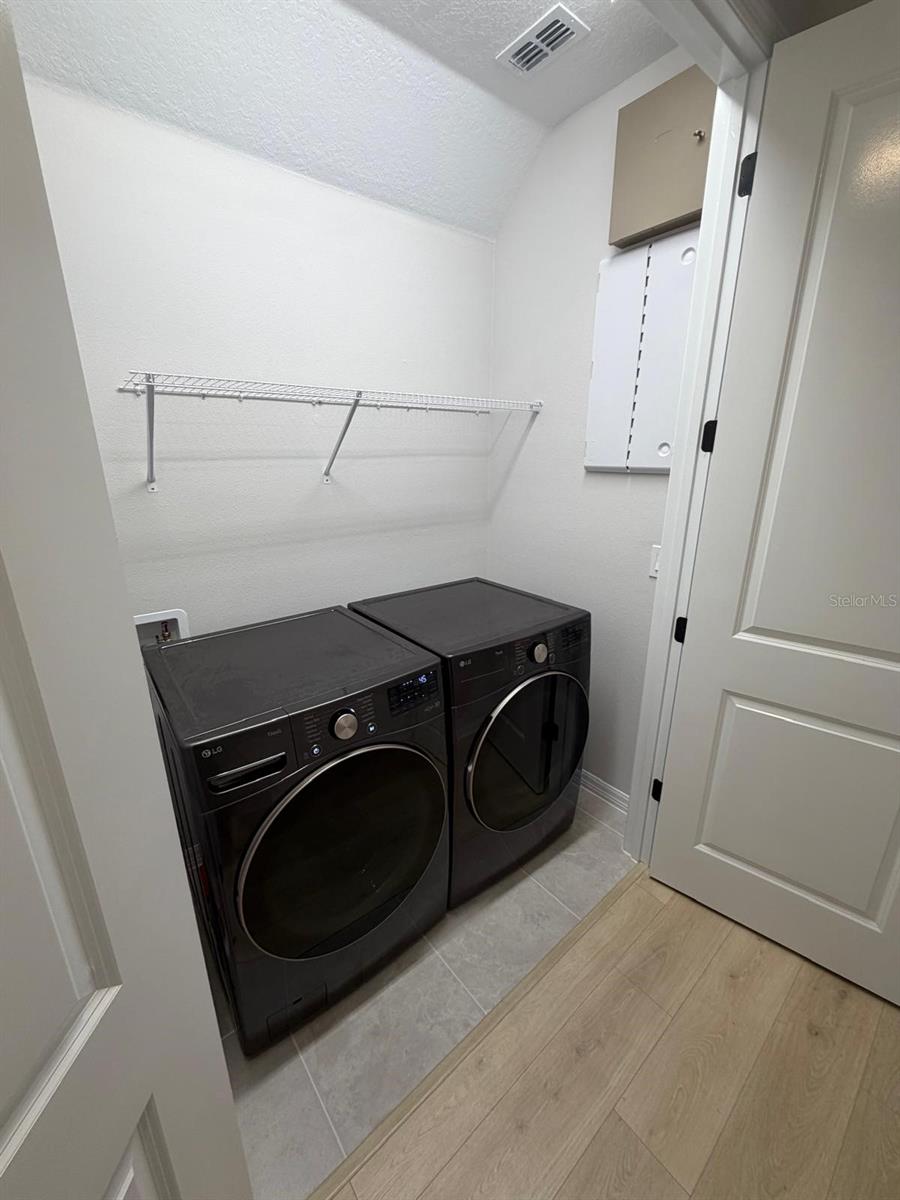 WESLYN PARK PH 2 - Residential Lease