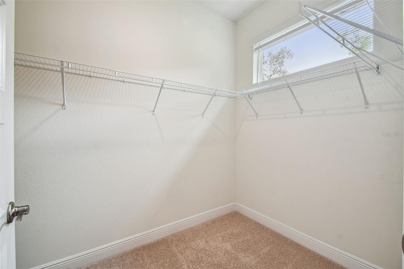 HIDDEN RIDGE - Residential