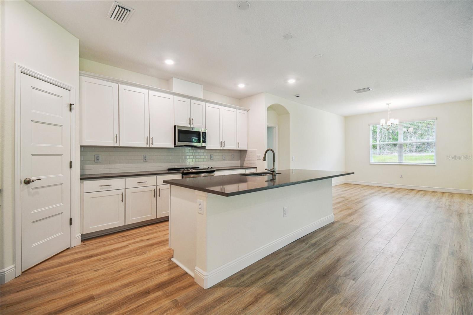 HIDDEN RIDGE - Residential