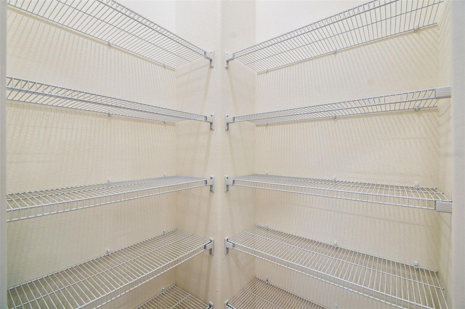 HIDDEN RIDGE - Residential