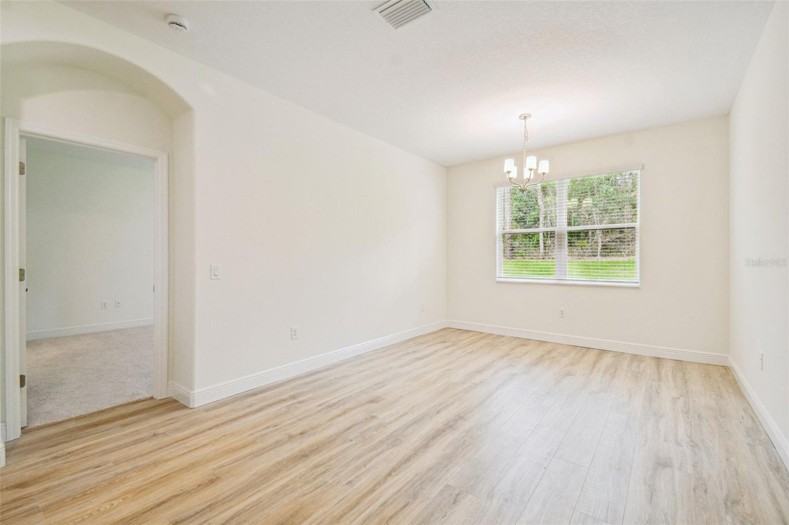 HIDDEN RIDGE - Residential