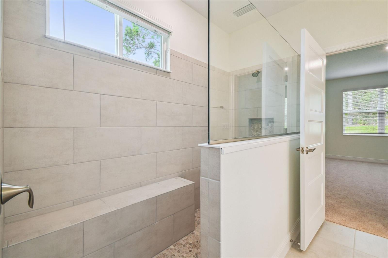 HIDDEN RIDGE - Residential