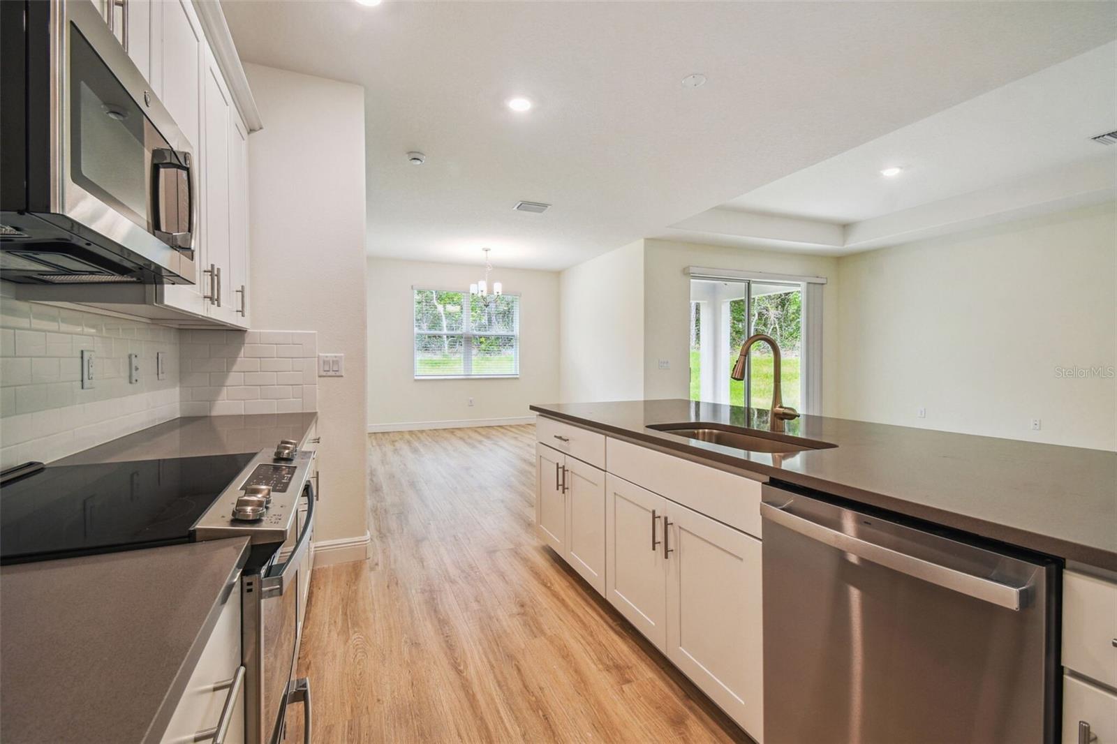 HIDDEN RIDGE - Residential