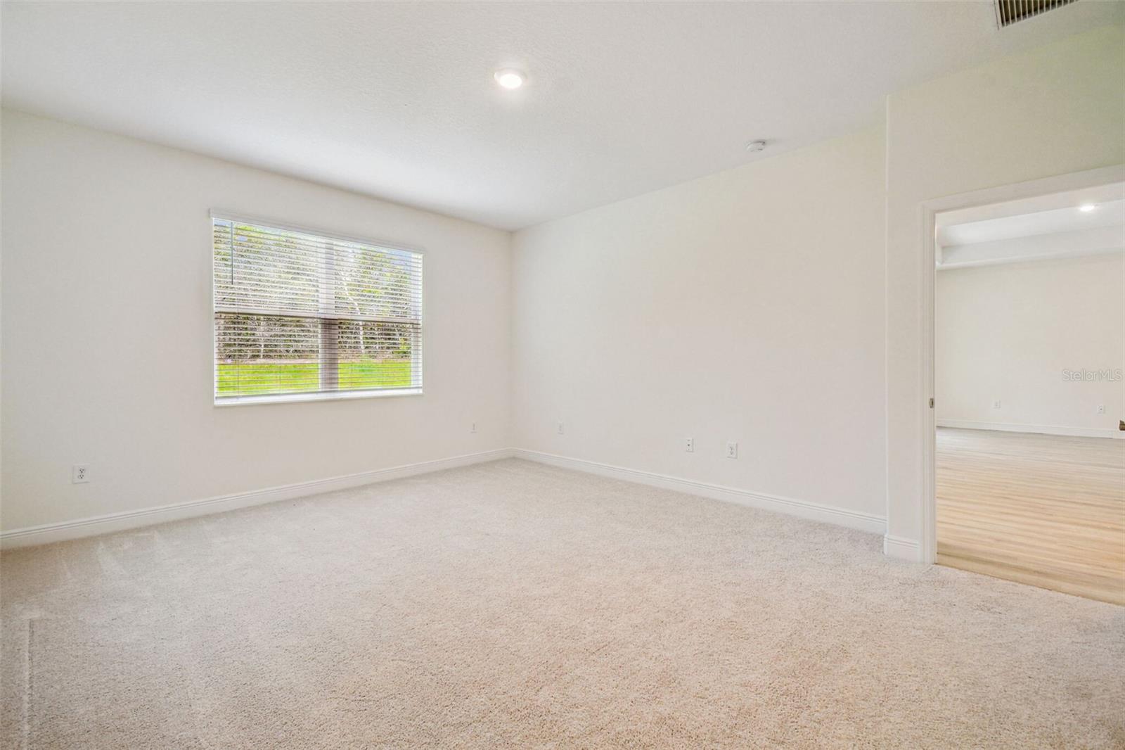 HIDDEN RIDGE - Residential