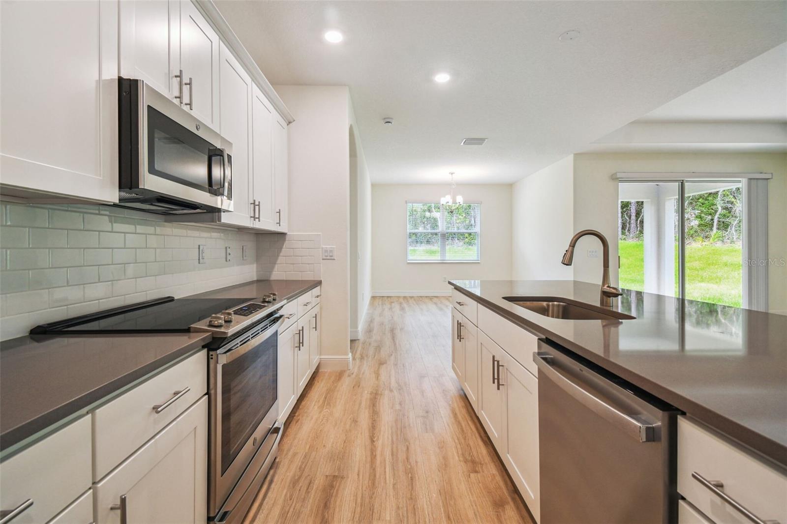 HIDDEN RIDGE - Residential