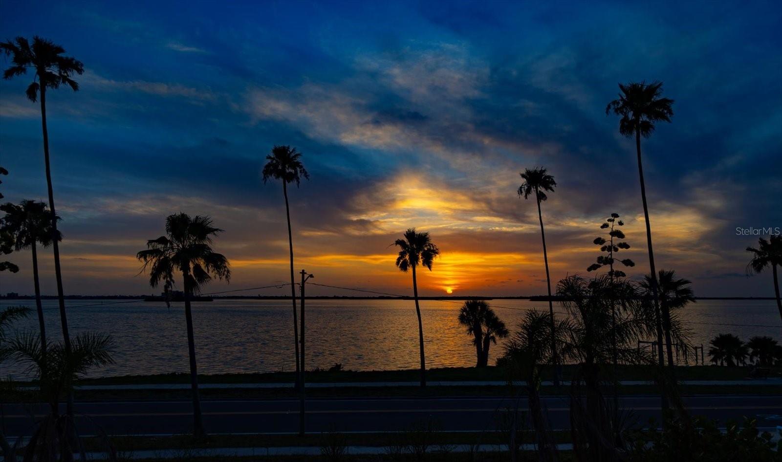 SUNSET BEAUTIFUL - Land