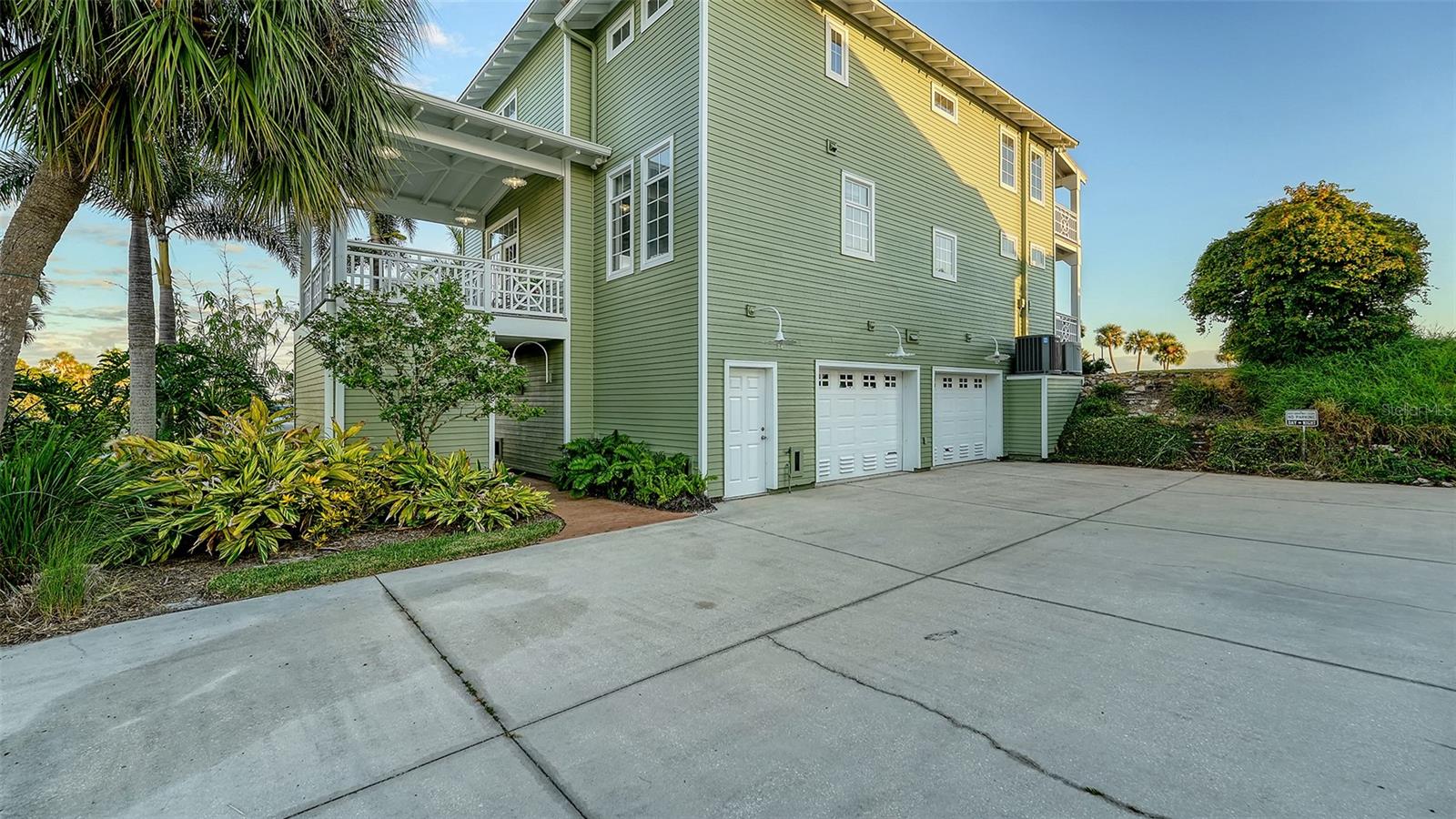 BLUE HERON - Residential