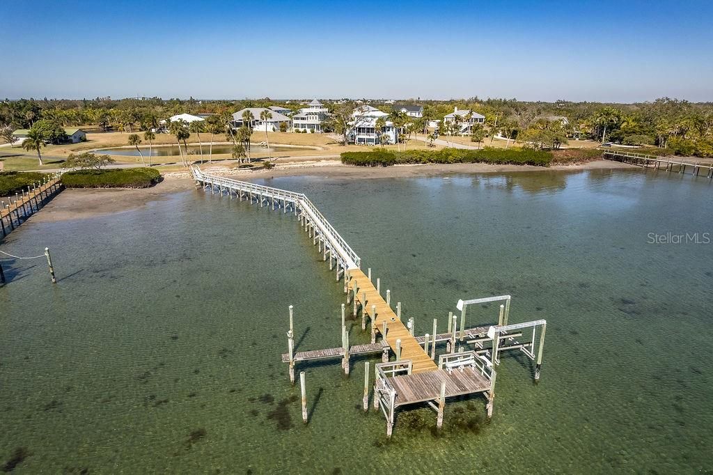 Photo of 31 Island Court, Terra Ceia, FL 34250 (MLS # A4668945)