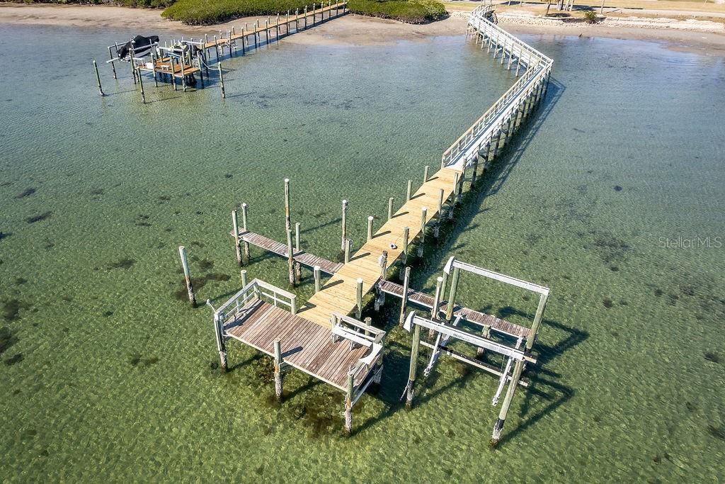 Photo of 31 Island Court, Terra Ceia, FL 34250 (MLS # A4668945)