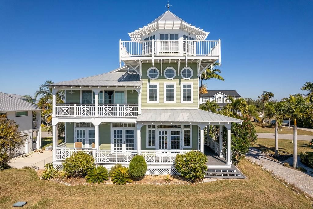 Photo of 31 Island Court, Terra Ceia, FL 34250 (MLS # A4668945)