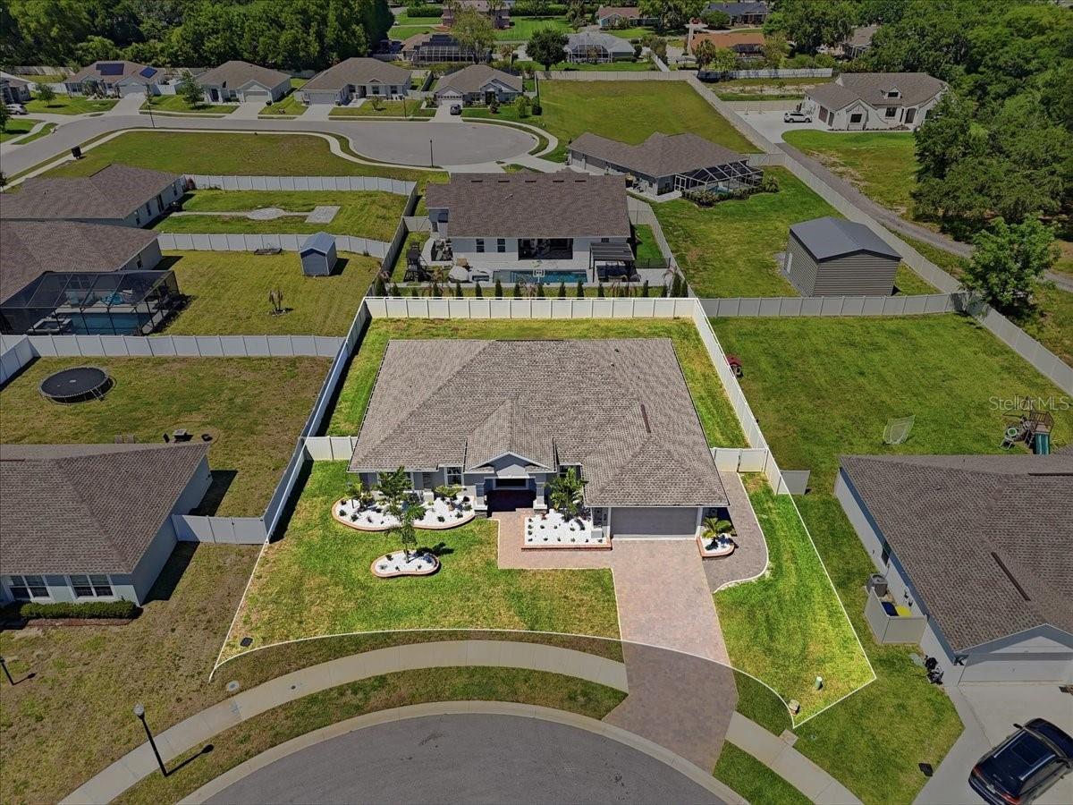 LAKE ARIANA ESTATES - Residential