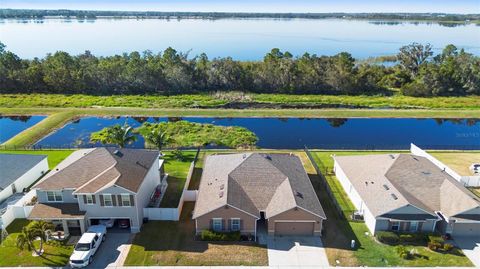 A home in WINTER HAVEN