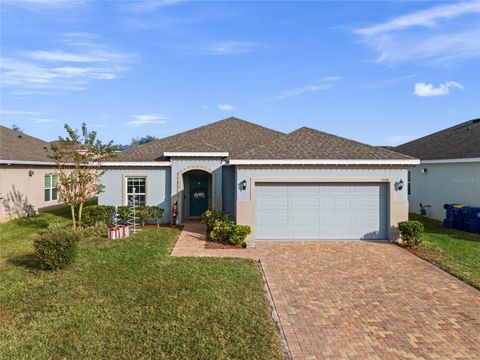 A home in MINNEOLA