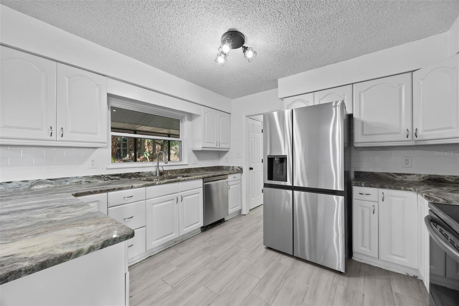 ARIANA ESTATES - Residential