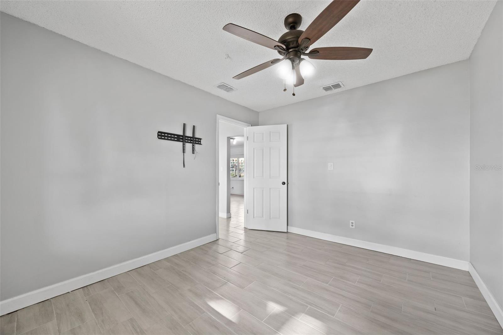 ARIANA ESTATES - Residential