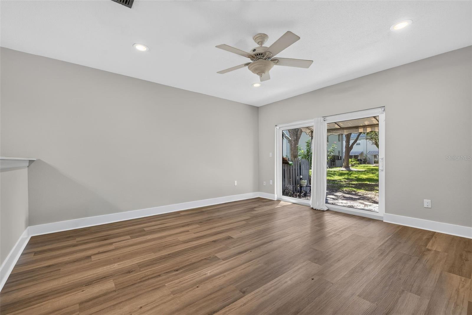 6982 SUNSET DRIVE S 6982