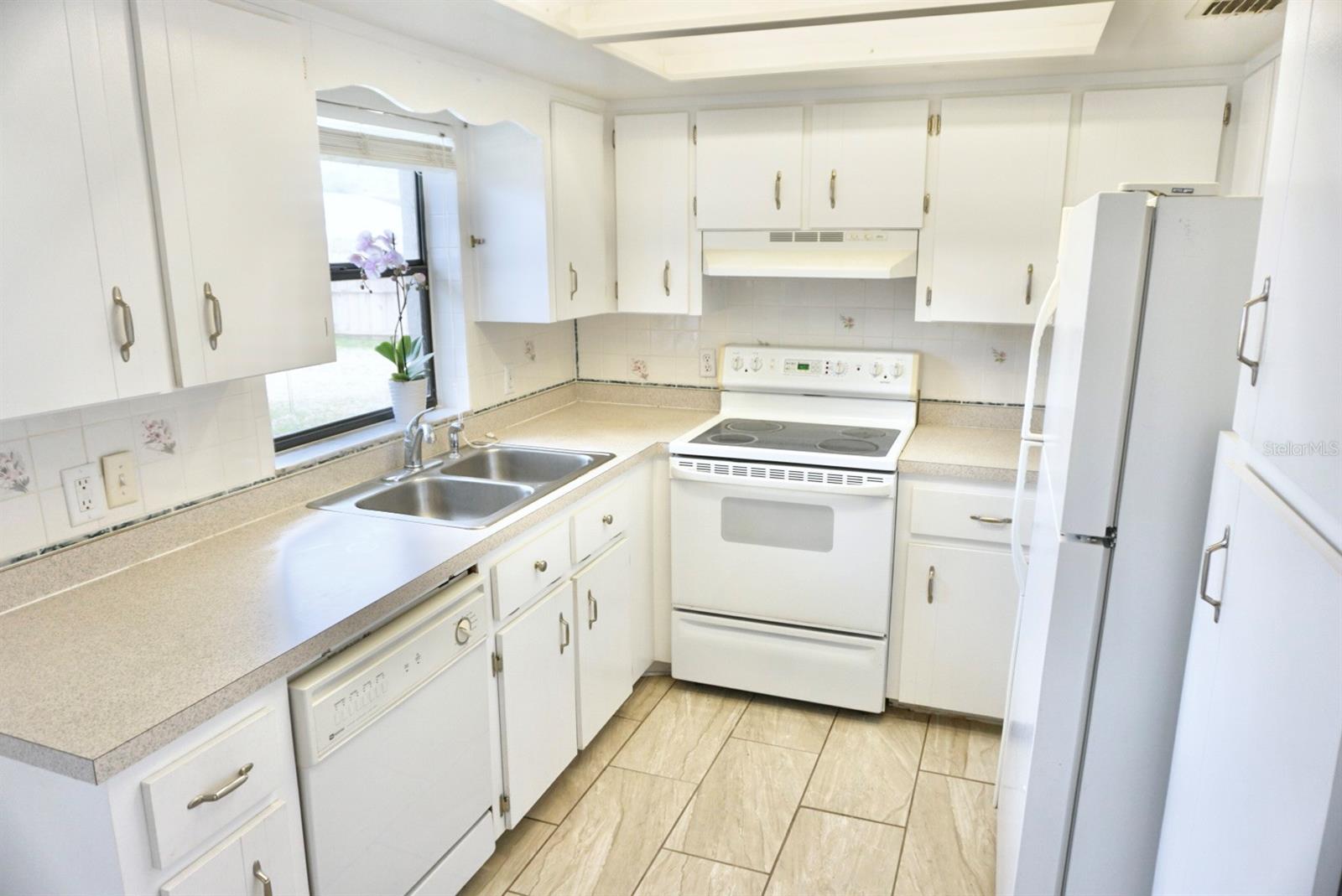 Florida Shores 01 - Residential