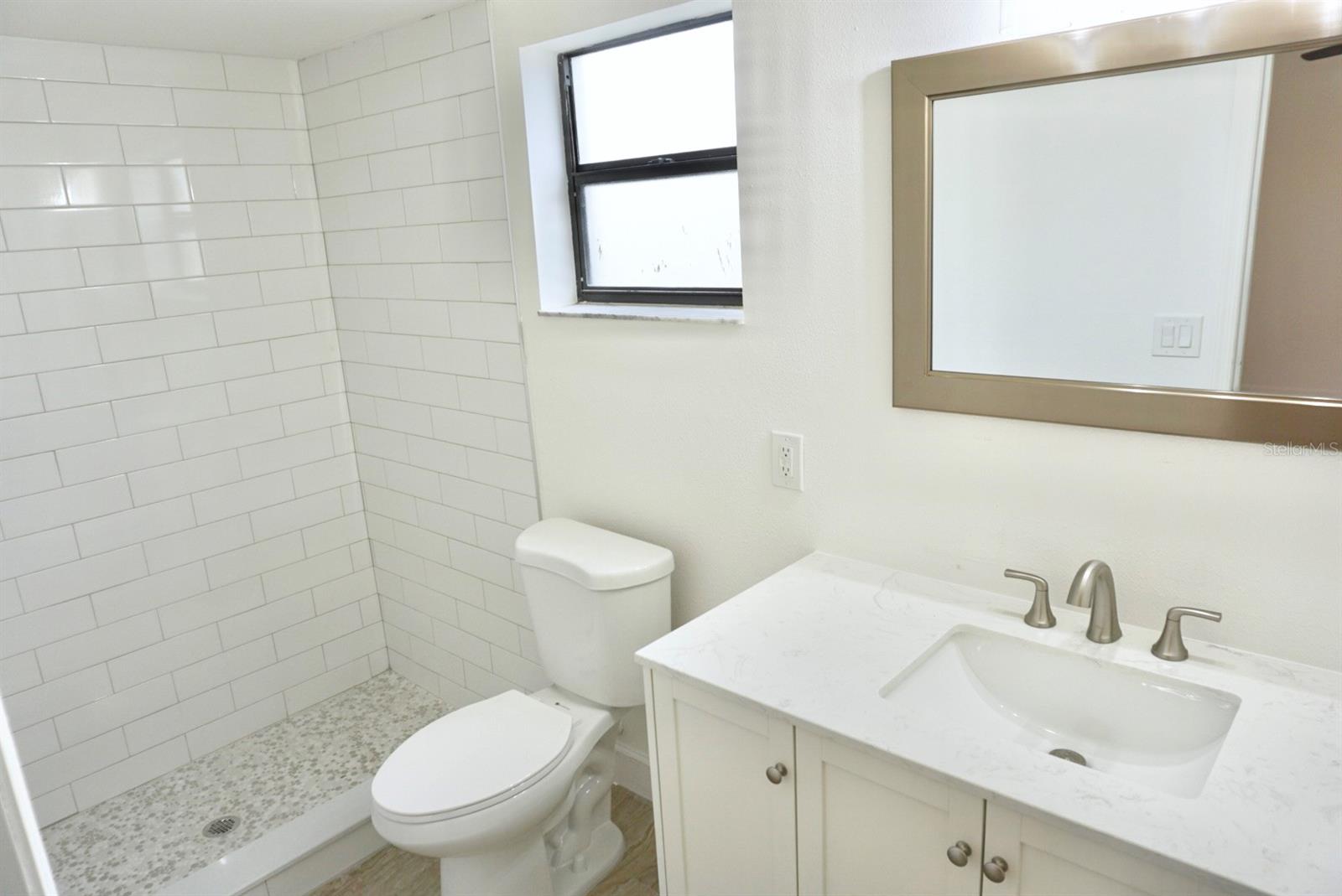 Florida Shores 01 - Residential