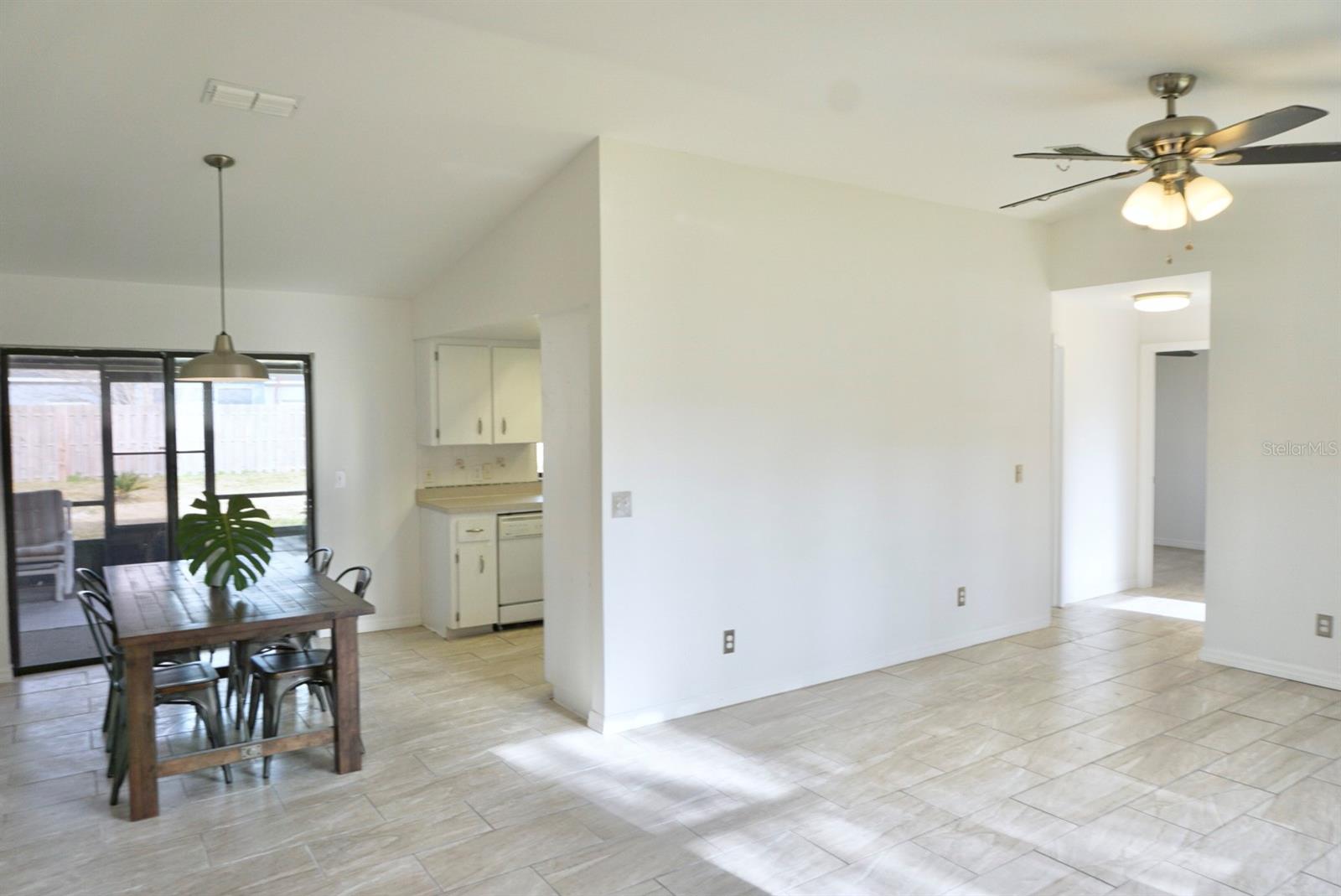 Florida Shores 01 - Residential