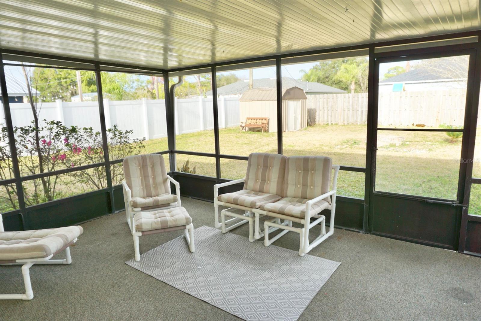 Florida Shores 01 - Residential