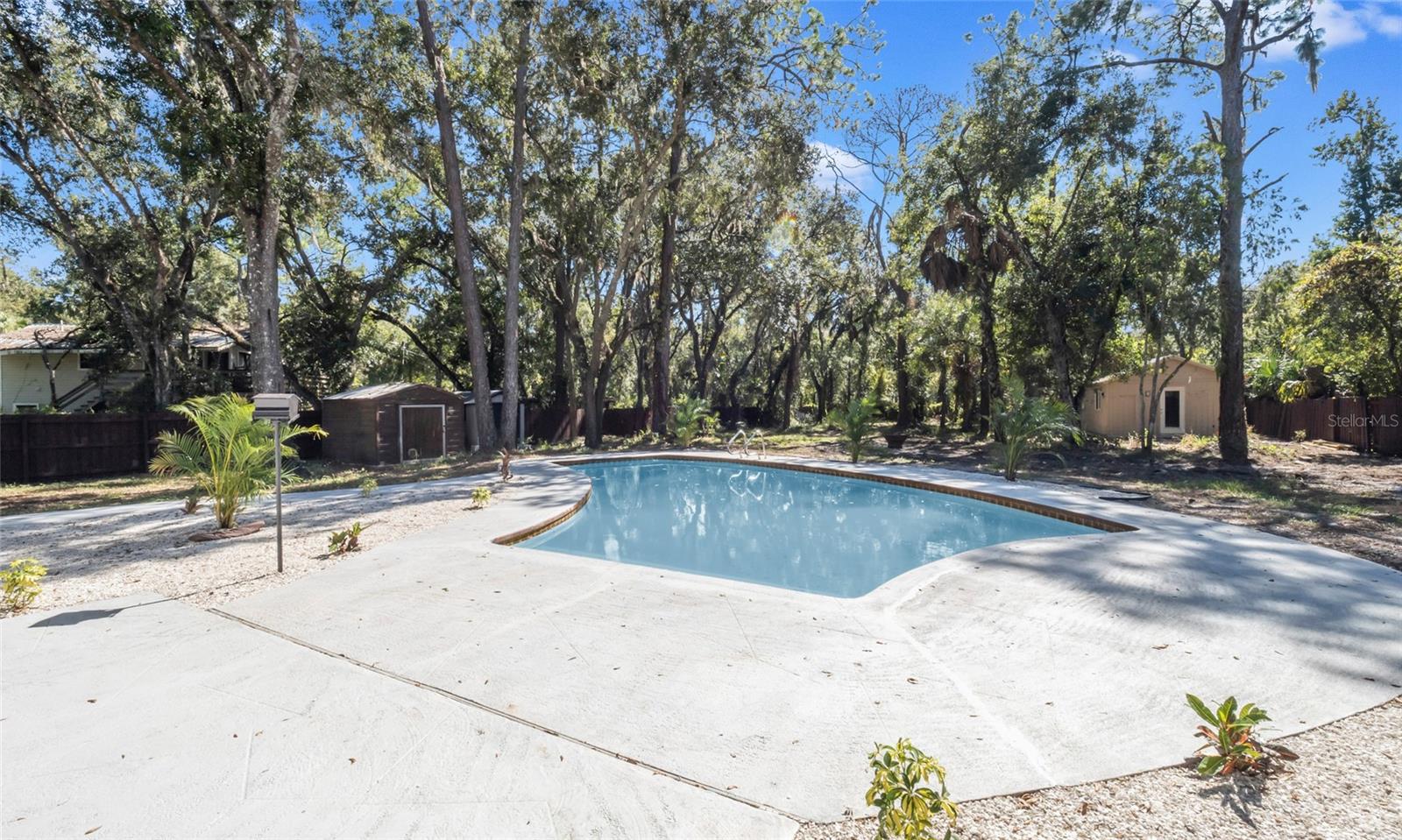 UNPLATTED - Residential